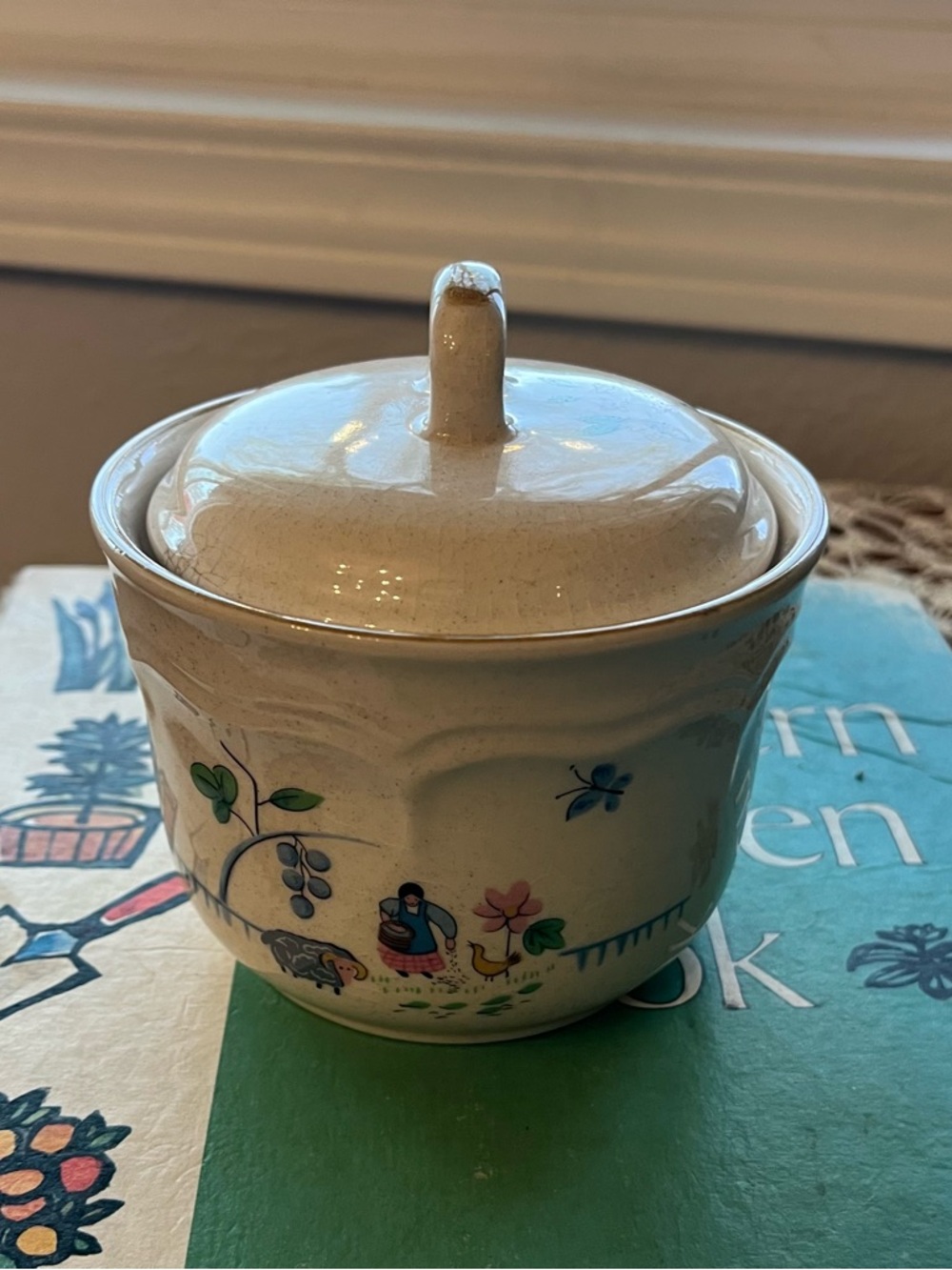 International Heartland Cream Ceramic Lidded Sugar Jar